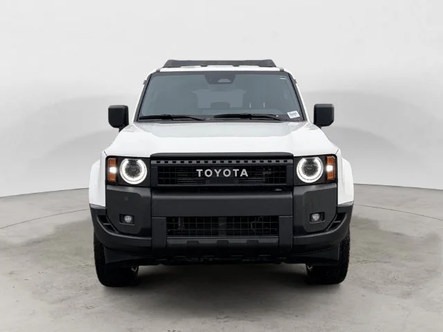 Used 2025 White Toyota 1958 image 2