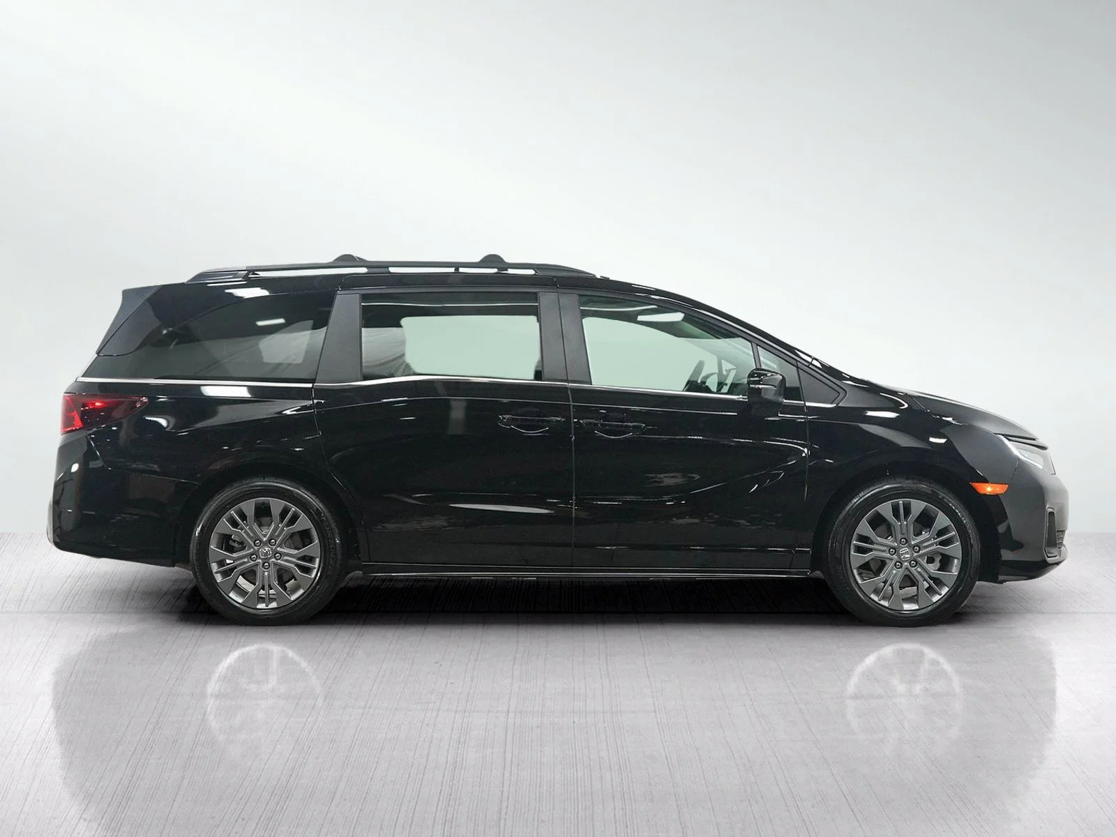 Used 2026 Black Honda Touring Auto image 6