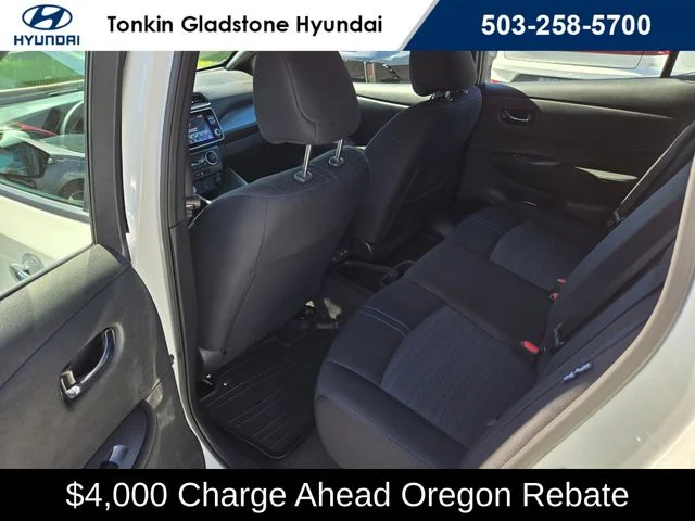 Used 2025 Glacier White Nissan S image 15