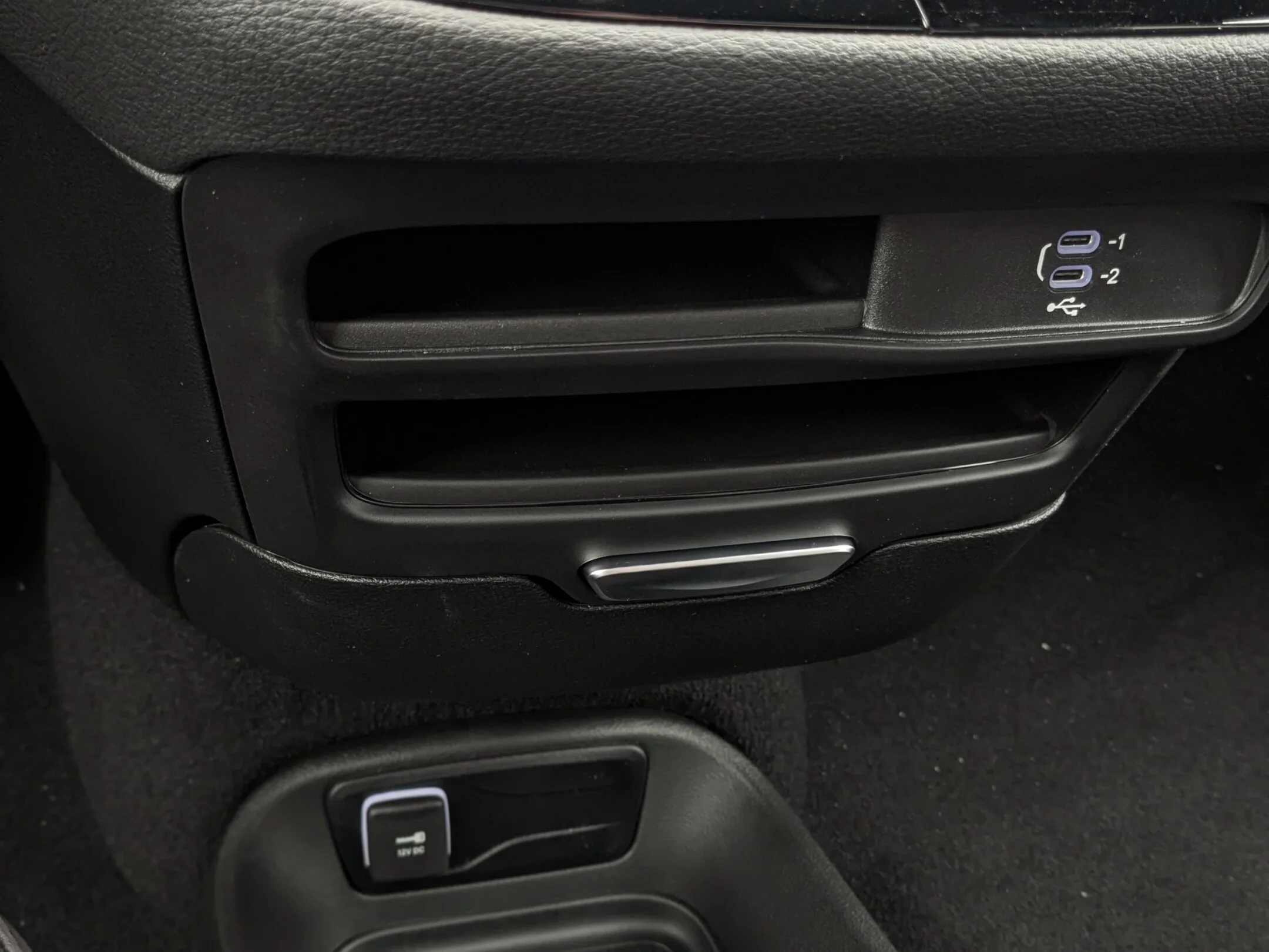 New 2026 Black Chrysler Select - - AWD - Full Sunroof - S Appearance - 360 Camera - Remote Start & More! image 25