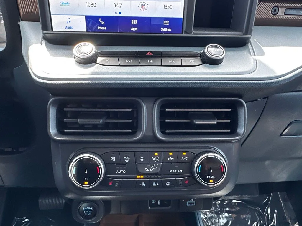 Used 2022 Gray Ford Lariat image 27