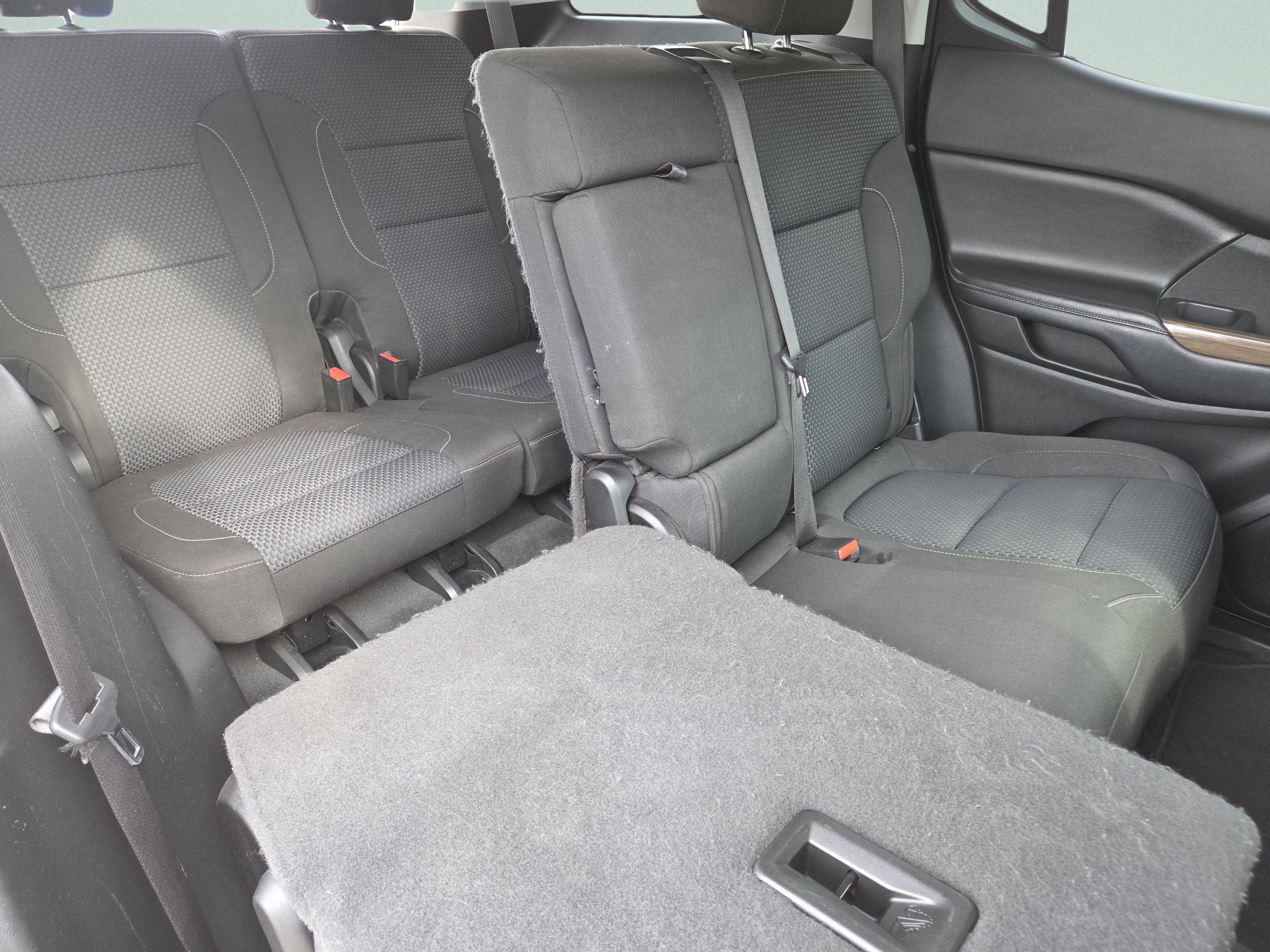 Used 2020 Summit White GMC SLE image 5