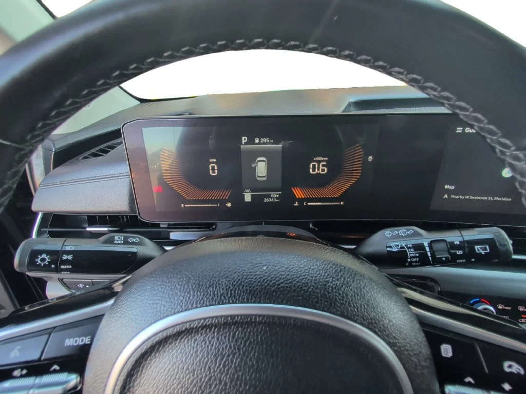 Certified Used 2025 Gray Kia LXS image 20