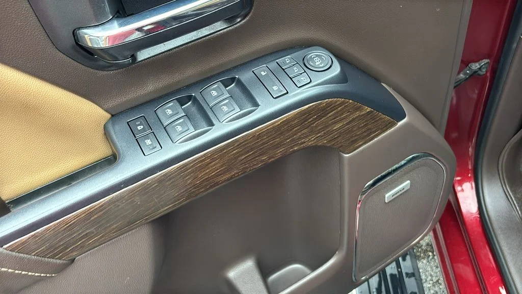 Used 2017 Red GMC Denali image 12