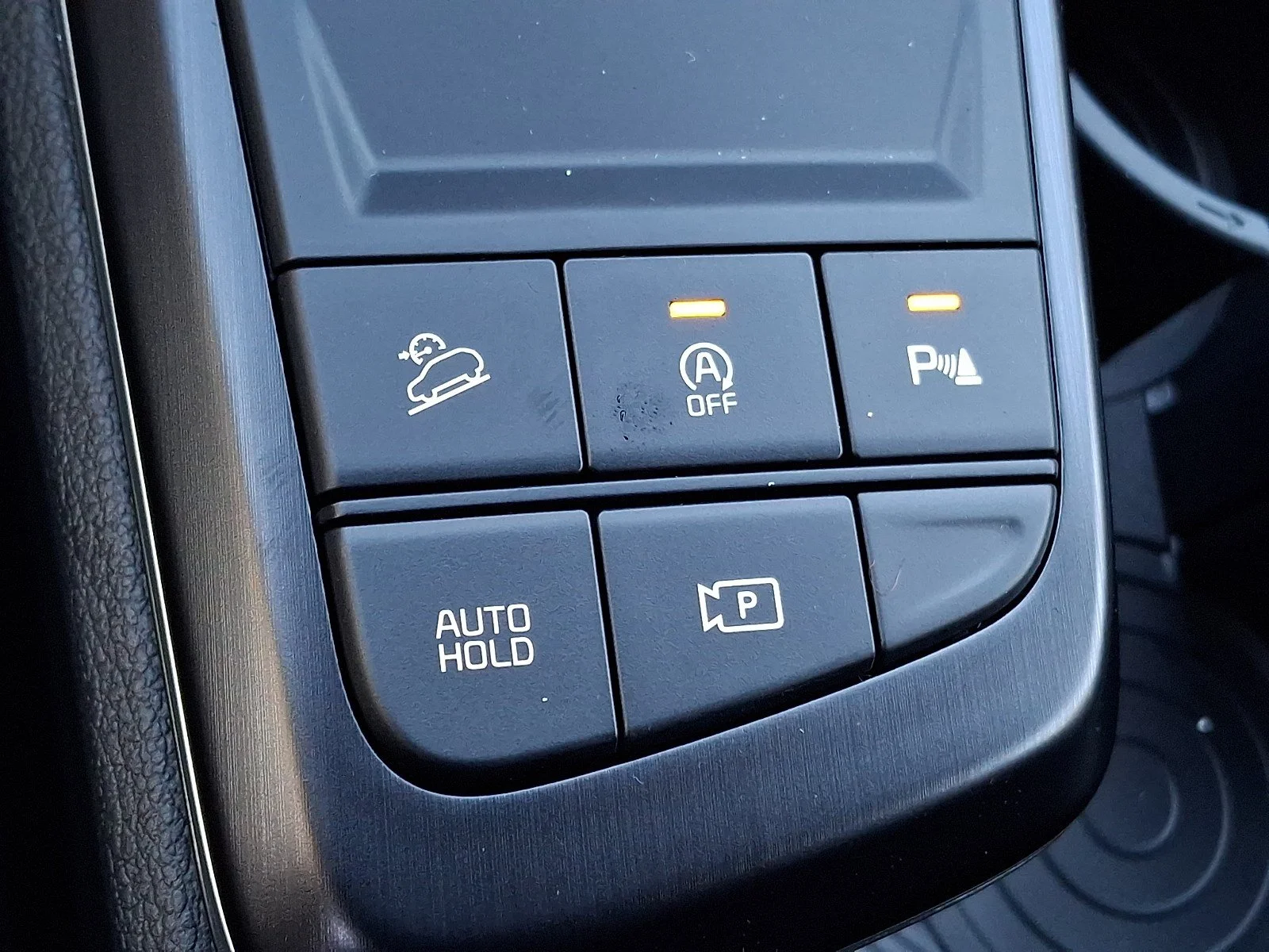 New 2026 Glacial White Pearl Kia LX image 10