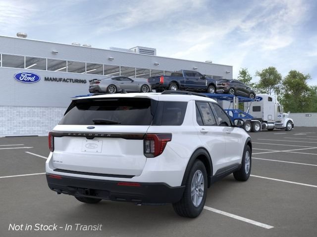 New 2026 Star White Metallic Tri-Coat Ford Active image 8