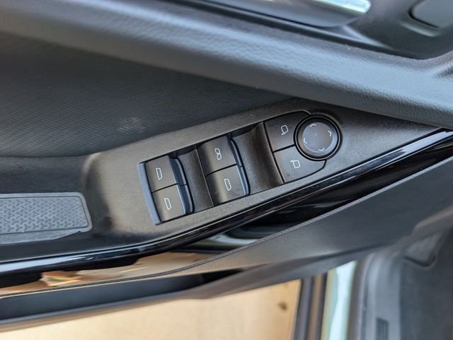 Used 2025 Green Chevrolet LT image 19