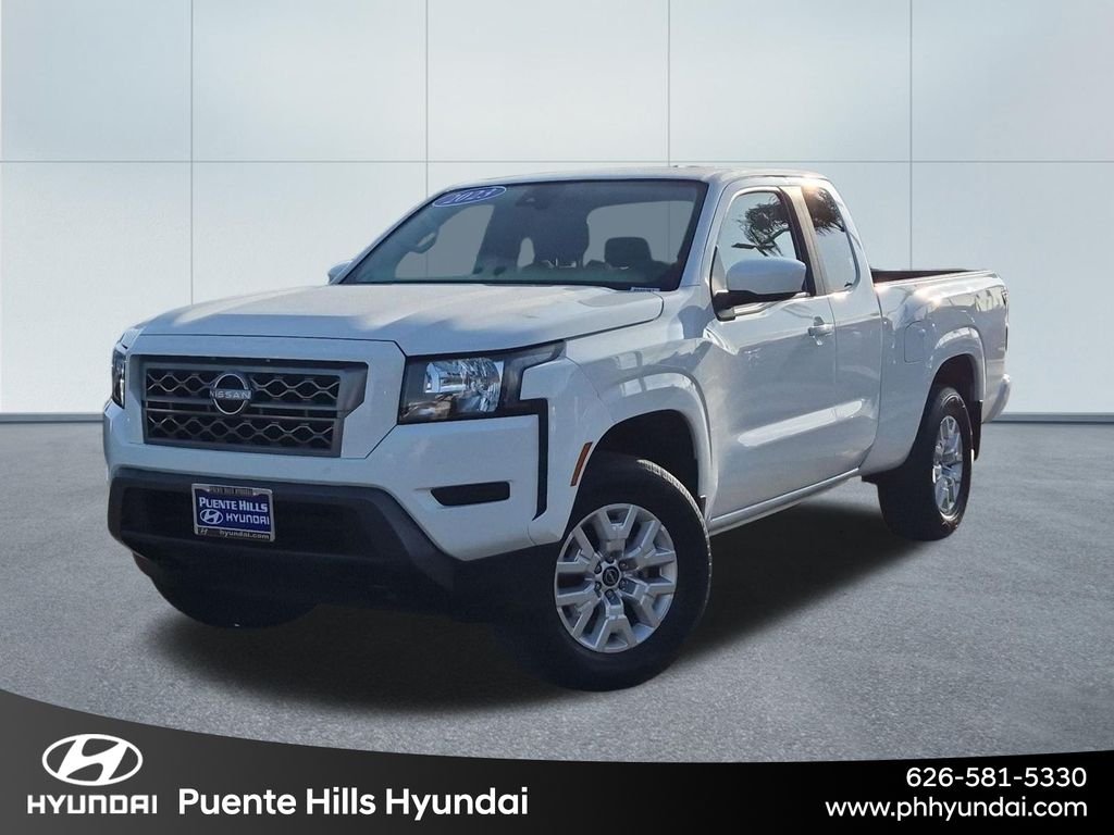 Used 2023 White Nissan SV image 1