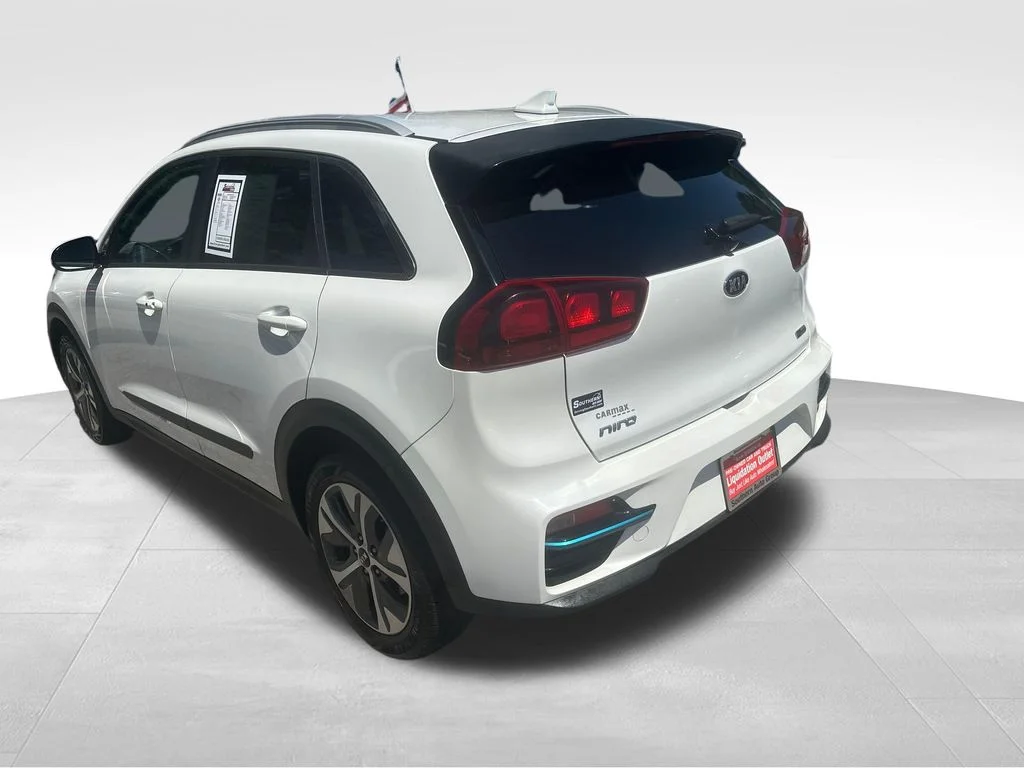 Used 2020 White Kia EX image 17