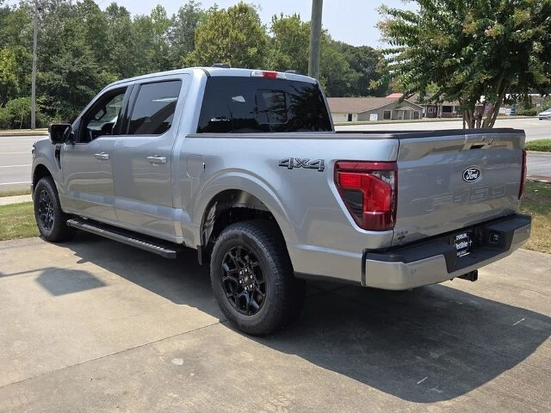 New 2026 Iconic Silver Metallic Ford XLT image 13