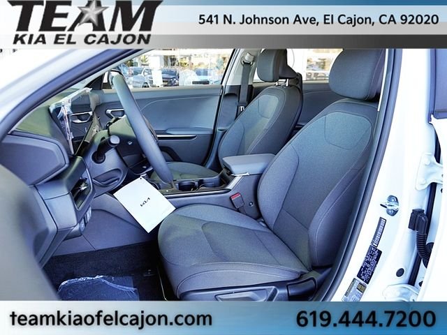 Used 2026 White Kia LXS image 17