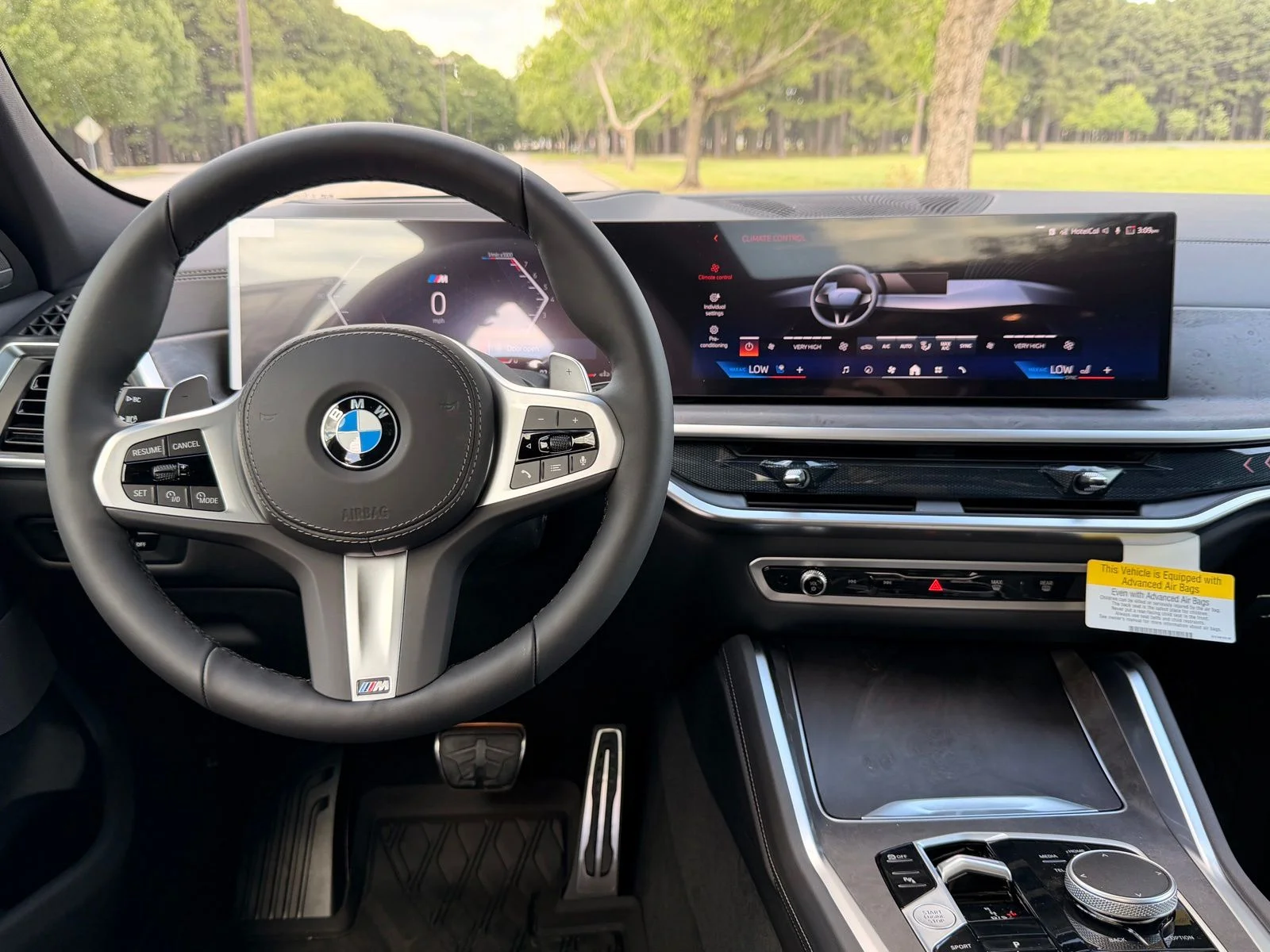 New 2027 Carbon Black Metallic BMW xDrive40i image 3