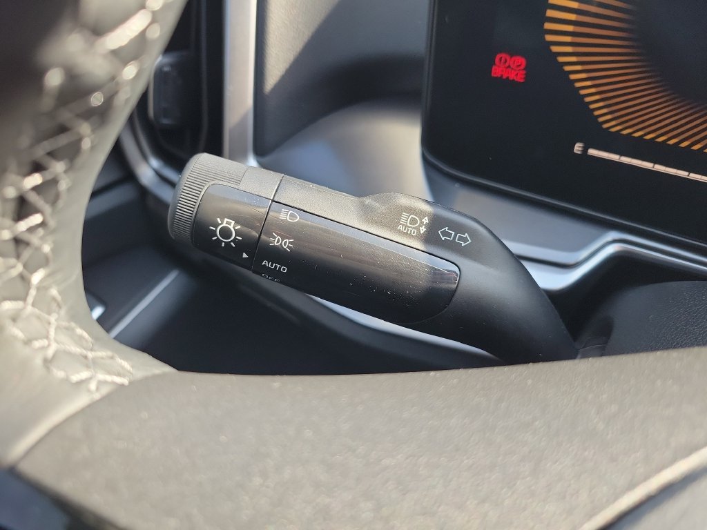 New 2026 Wolf Gray Kia S image 29