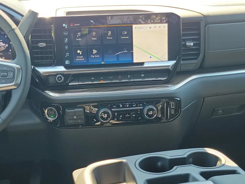 New 2026 Summit White Chevrolet LT (2FL) image 24
