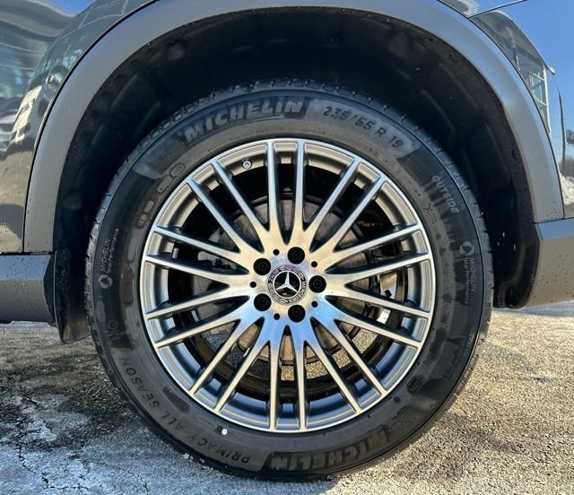 New 2026 Graphite Grey Metallic Mercedes-Benz GLC 300 image 27