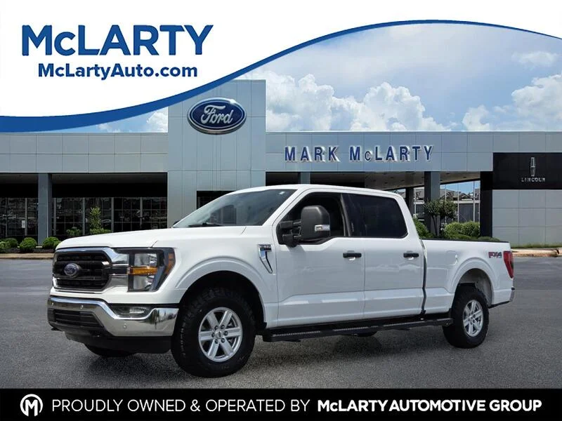 Used 2023 WHITE FORD XLT 4WD SUPERCREW 5.5