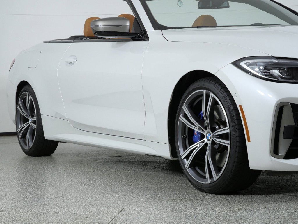 Certified Used 2023 Mineral White Metallic BMW M440i xDrive image 8