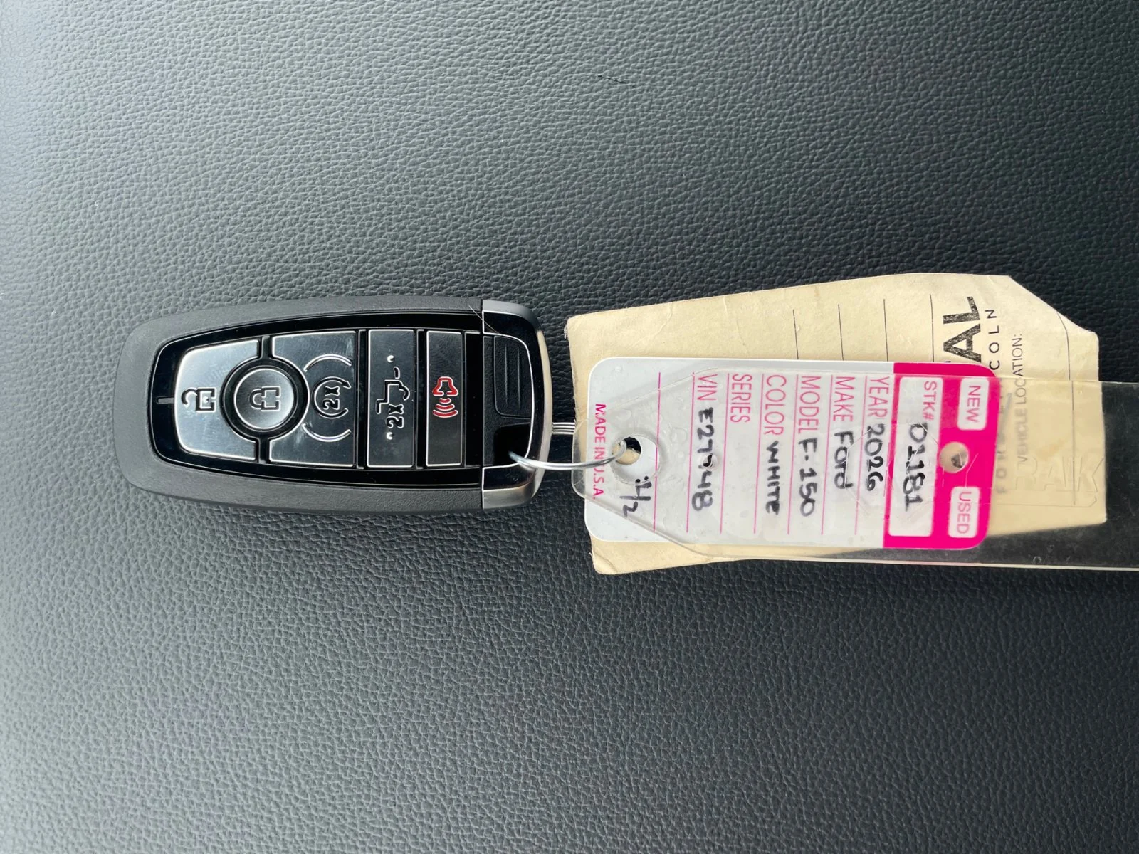 New 2026 Oxford White Ford XLT image 25