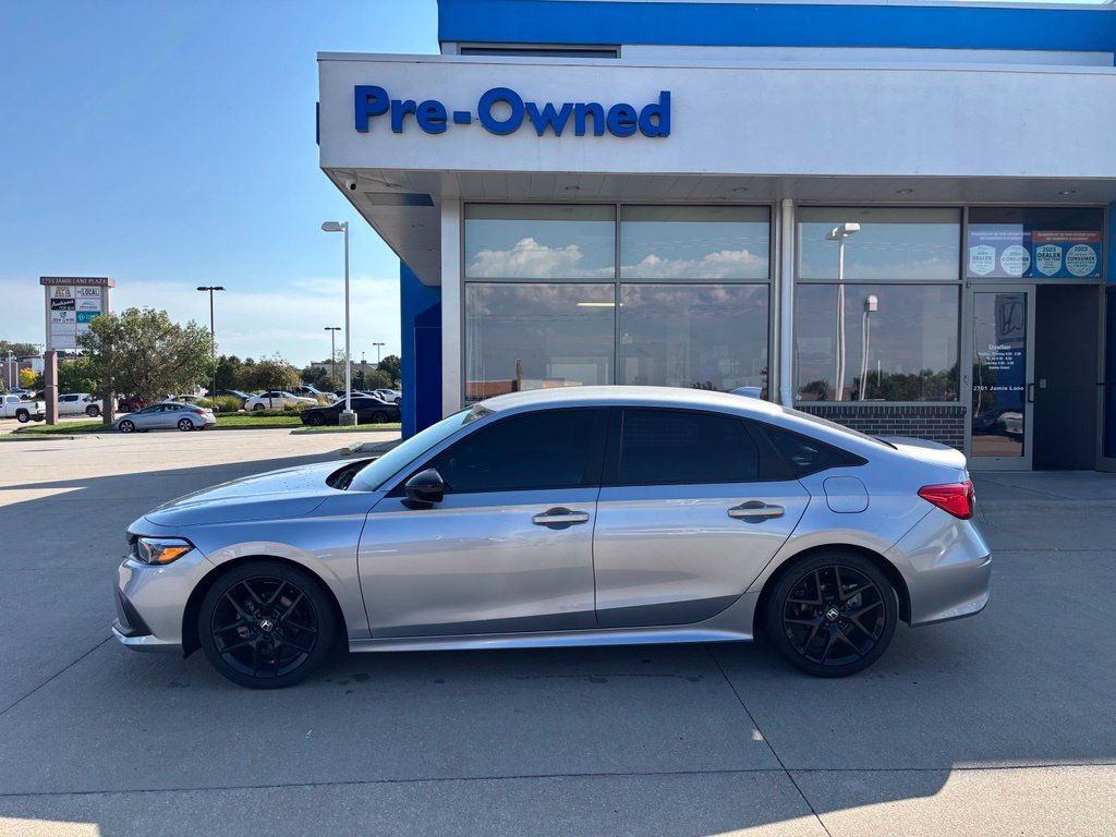Certified Used 2024 Lunar Silver Metallic Honda Sport image 30