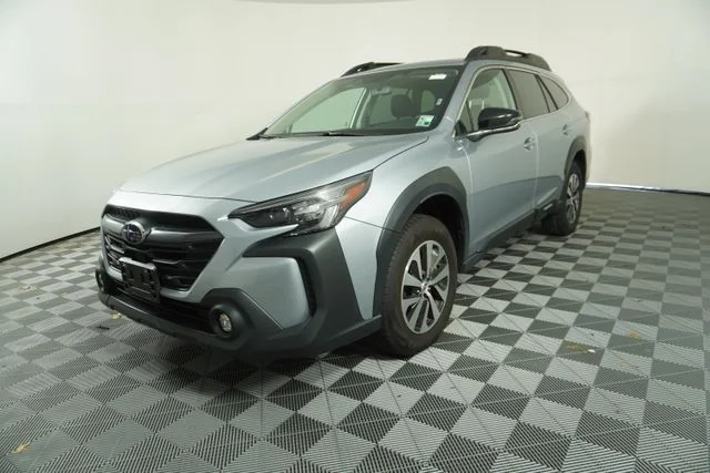 Certified Used 2025 Ice Silver Metallic Subaru Premium image 3
