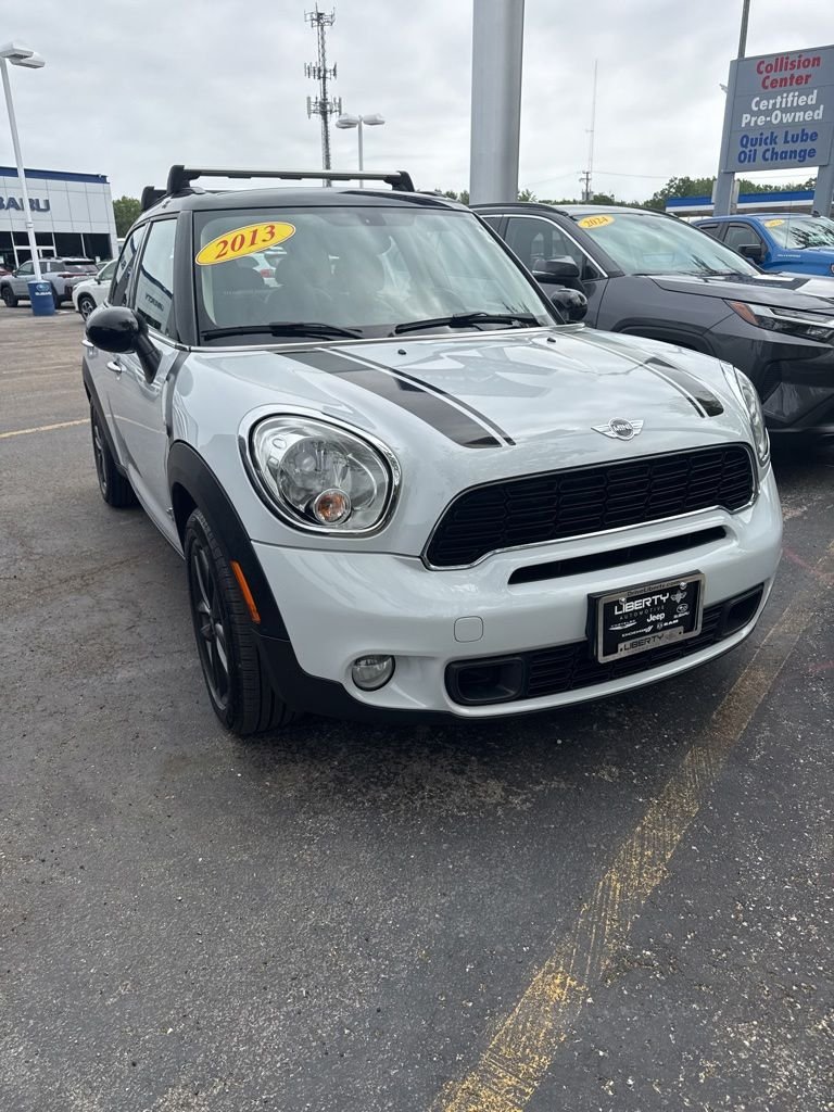2013 MINI Countryman Countryman S ALL4's photo