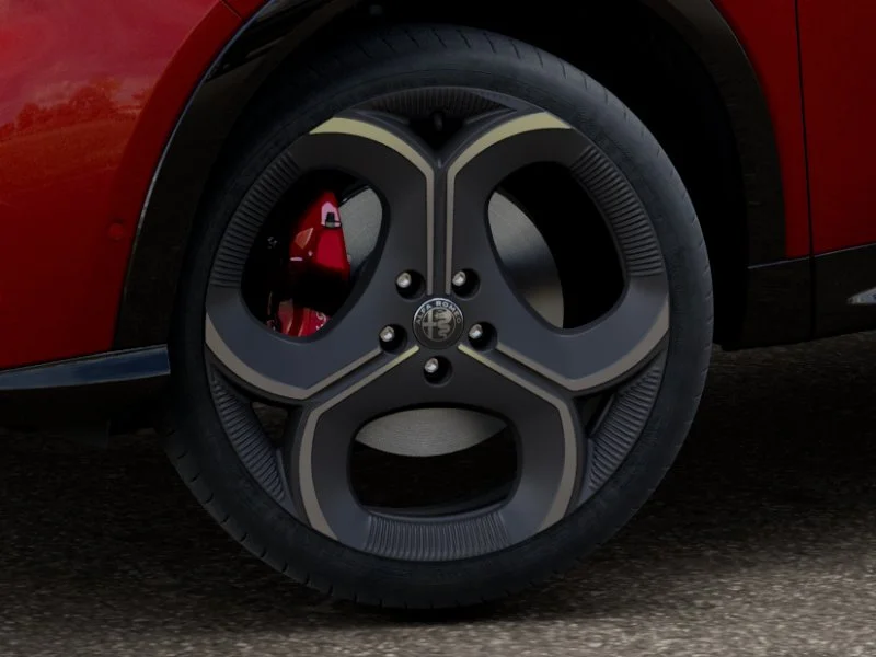 New 2026 Rosso Brera (Red) Exterior Paint Alfa Romeo Veloce image 4