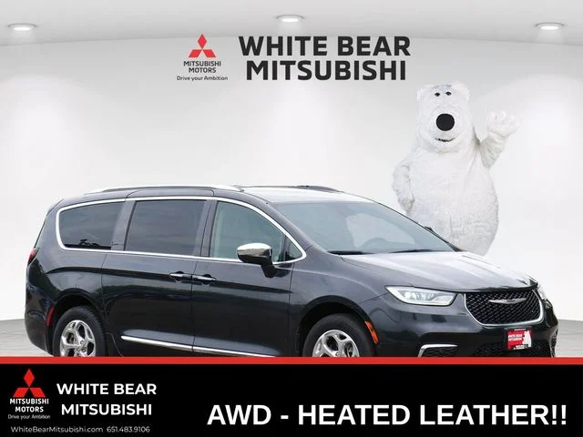 Used 2021 Brilliant Black Crystal Pearlcoat Chrysler Limited image 1