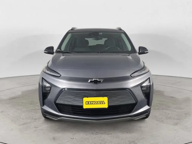Used 2023 Chevrolet Bolt EUV LT with VIN 1G1FY6S07P4126564 for sale in Eugene, OR
