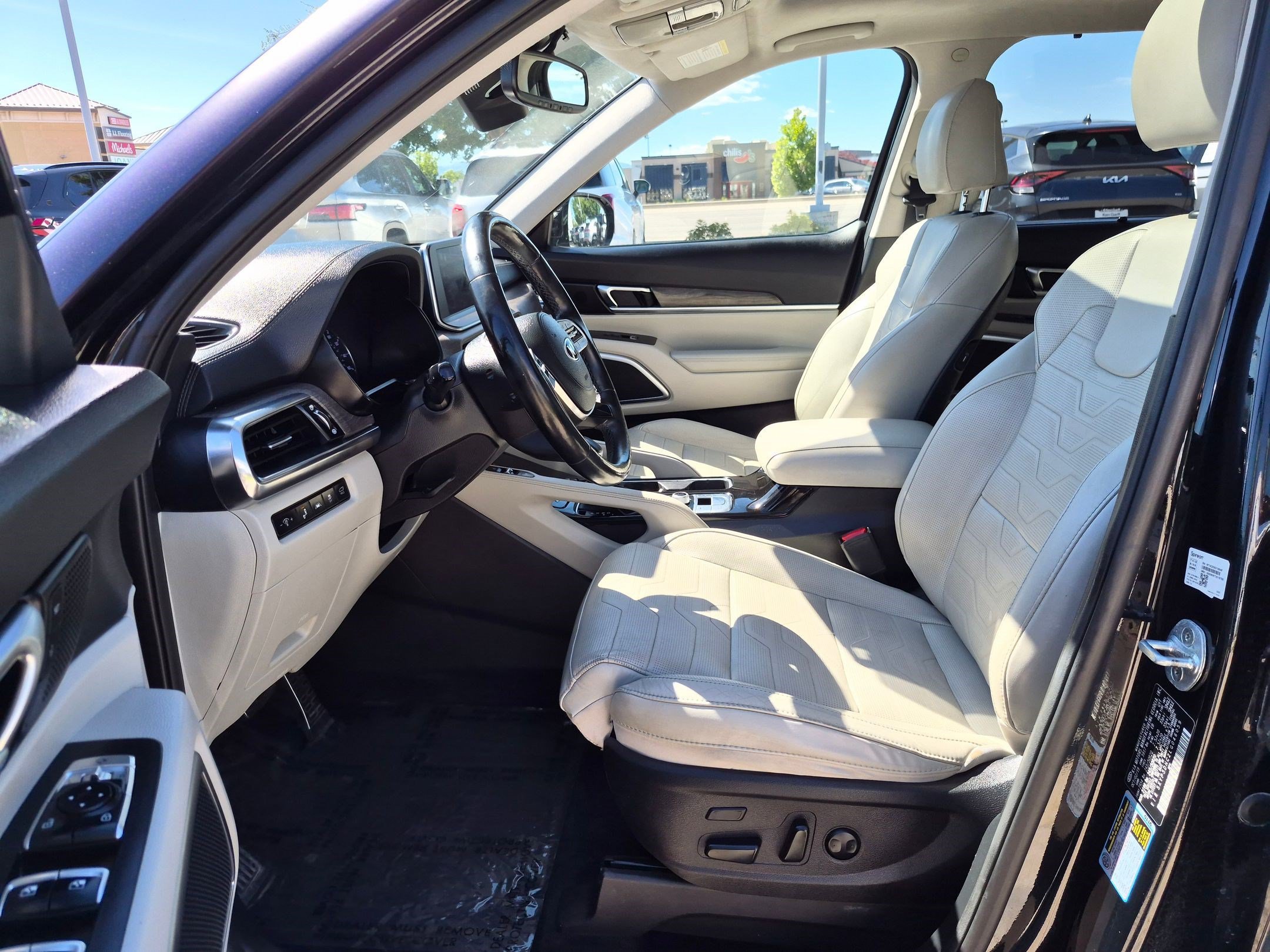 Used 2020 Ebony Black Kia SX image 14