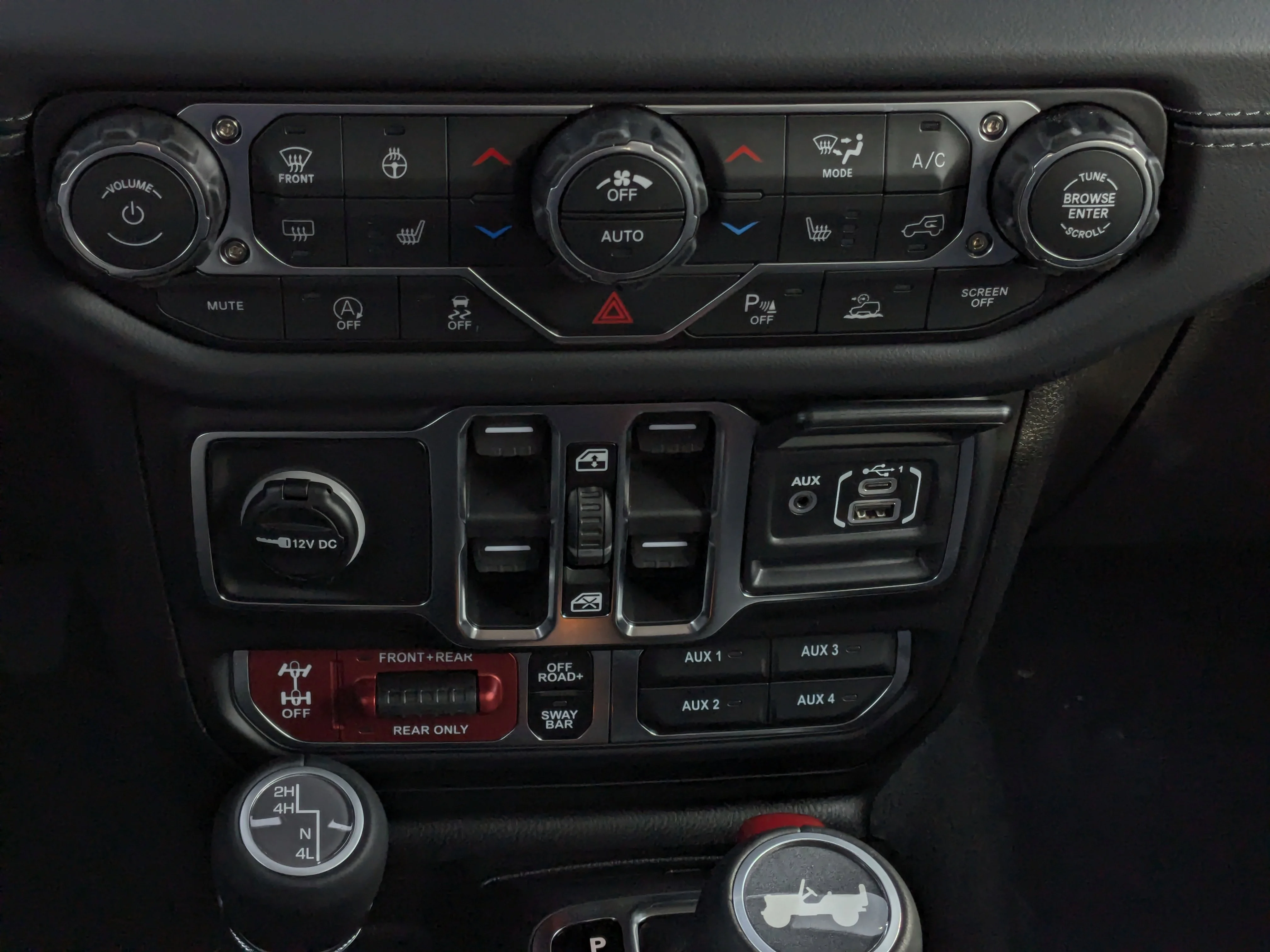New 2026 Grey Jeep Rubicon - - Nappa Lthr - 3-Pc Hardtop - Safety Grp - 8-Spd Auto - Remote Start & More! image 21