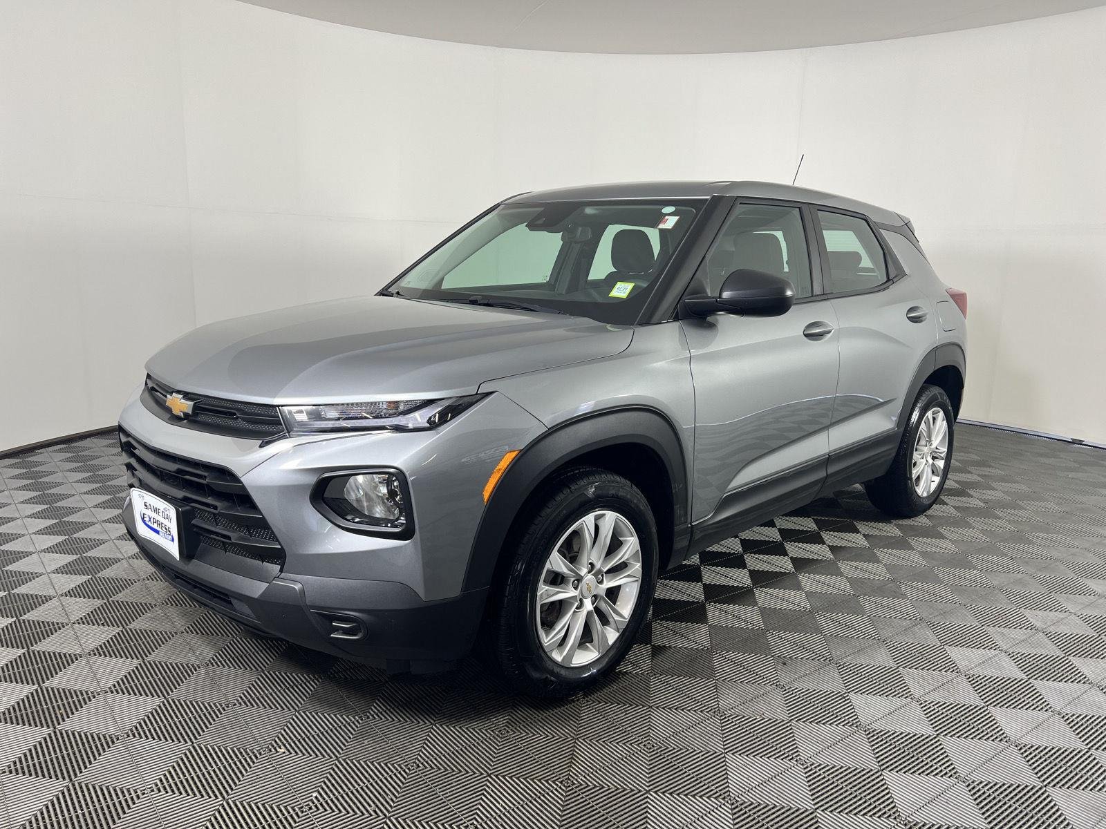 Used 2023 Sterling Gray Metallic Chevrolet LS image 26
