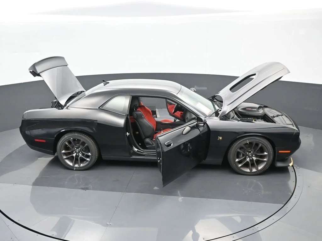 Used 2022 Pitch Black Clearcoat Dodge R/T Scat Pack image 62