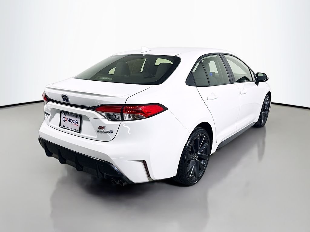 Used 2024 Ice Cap Toyota Hybrid SE image 7