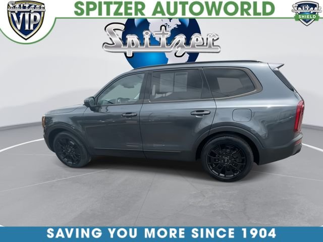 Used 2022 Gray Kia EX image 7