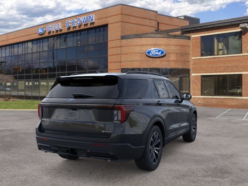 New 2026 Agate Black Metallic Ford ST-Line image 8