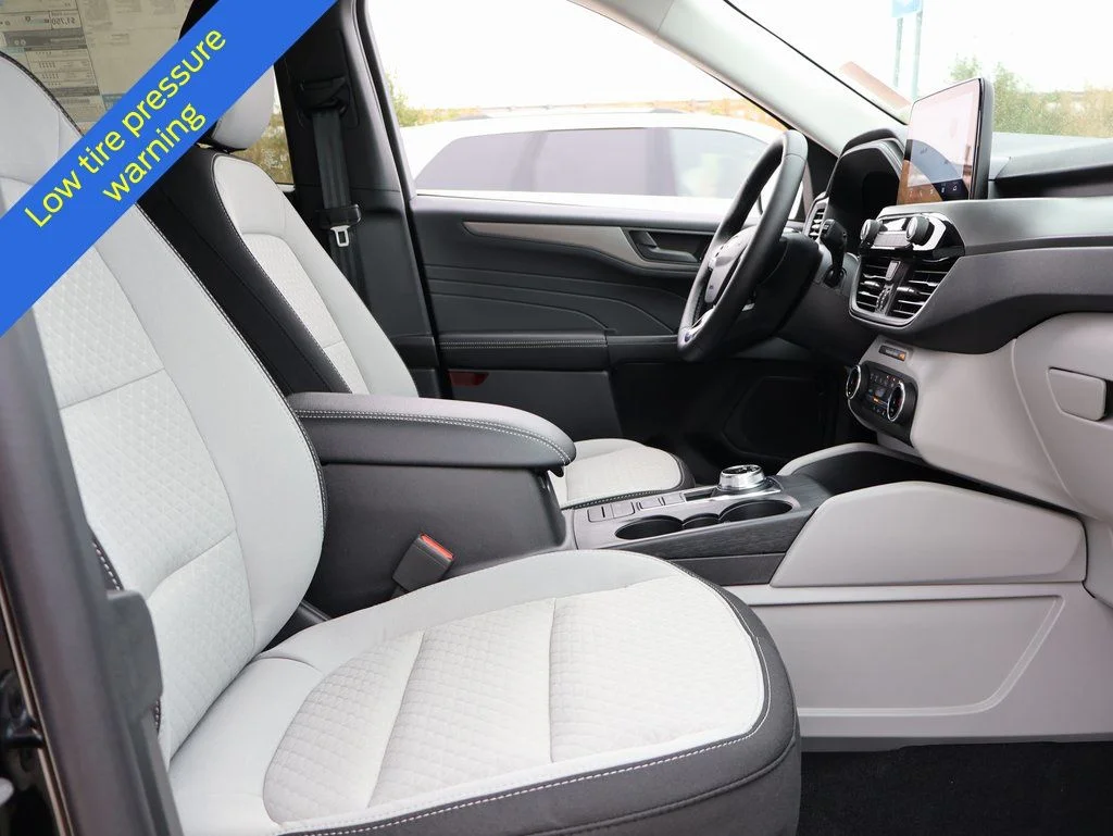 New 2026 Agate Black Metallic Ford Active® image 9