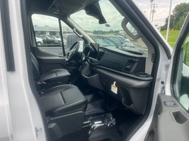 New 2026 Oxford White Ford Base image 16