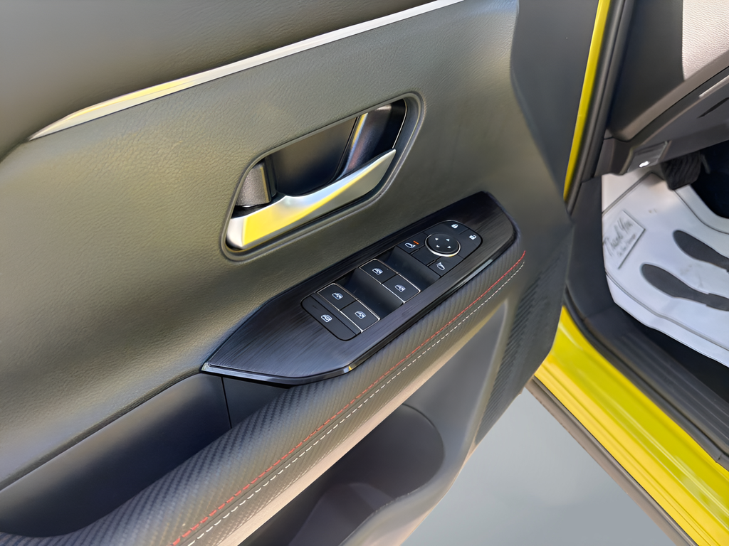 2026 Nissan KICKS SR - Photo 13