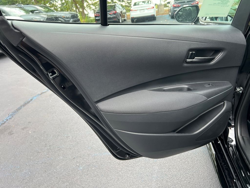 2026 Toyota Corolla LE - Photo 21