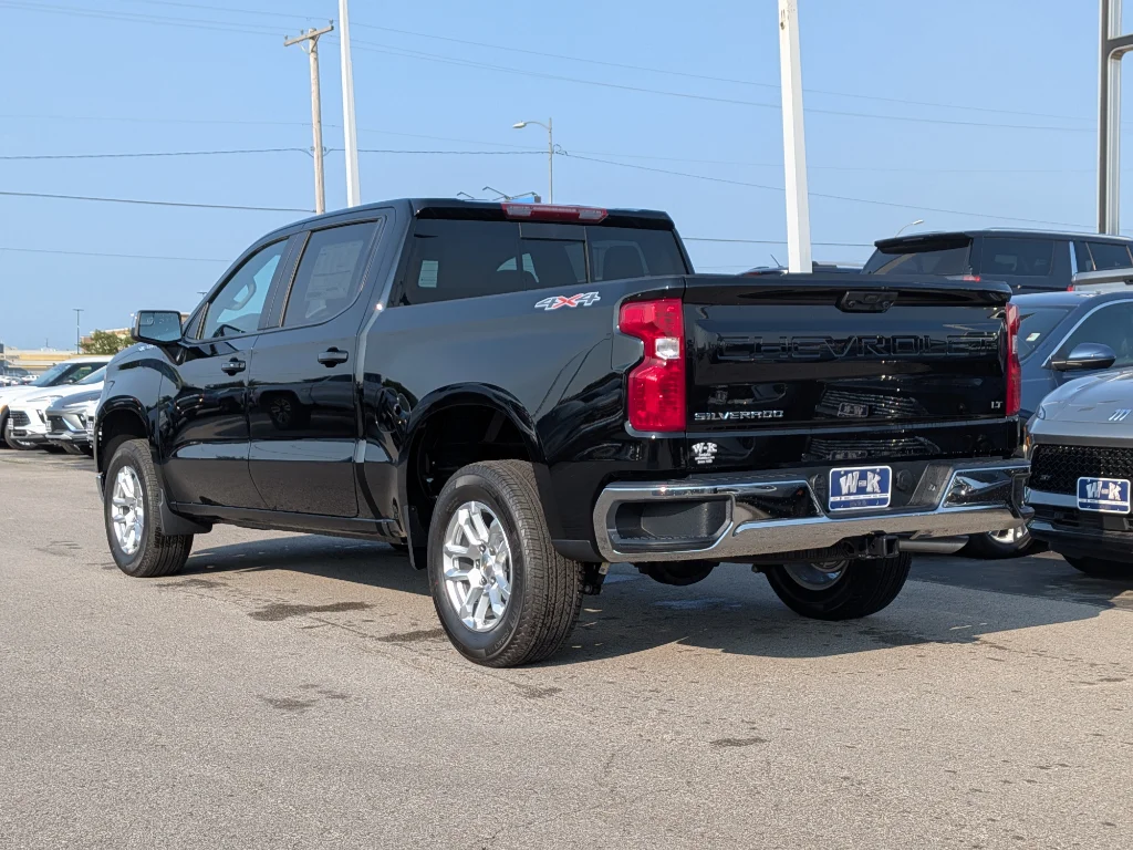 2026 Chevrolet Silverado 1500 LT - Photo 8
