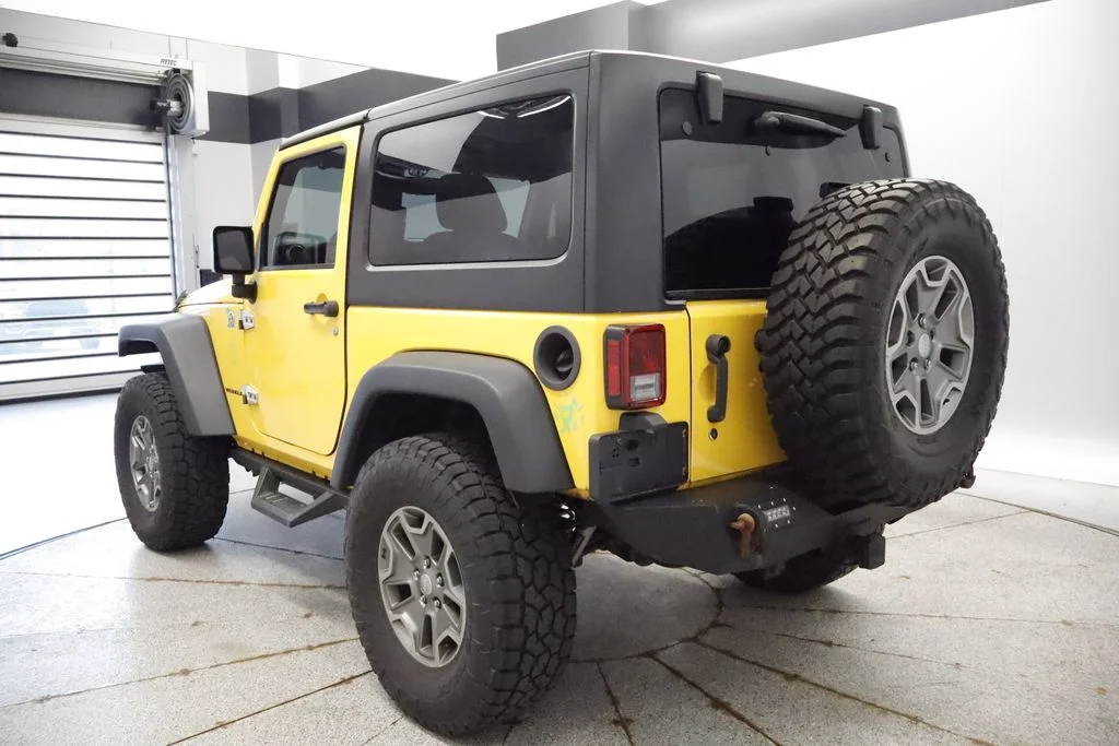 Used 2015 Yellow Jeep Rubicon image 7