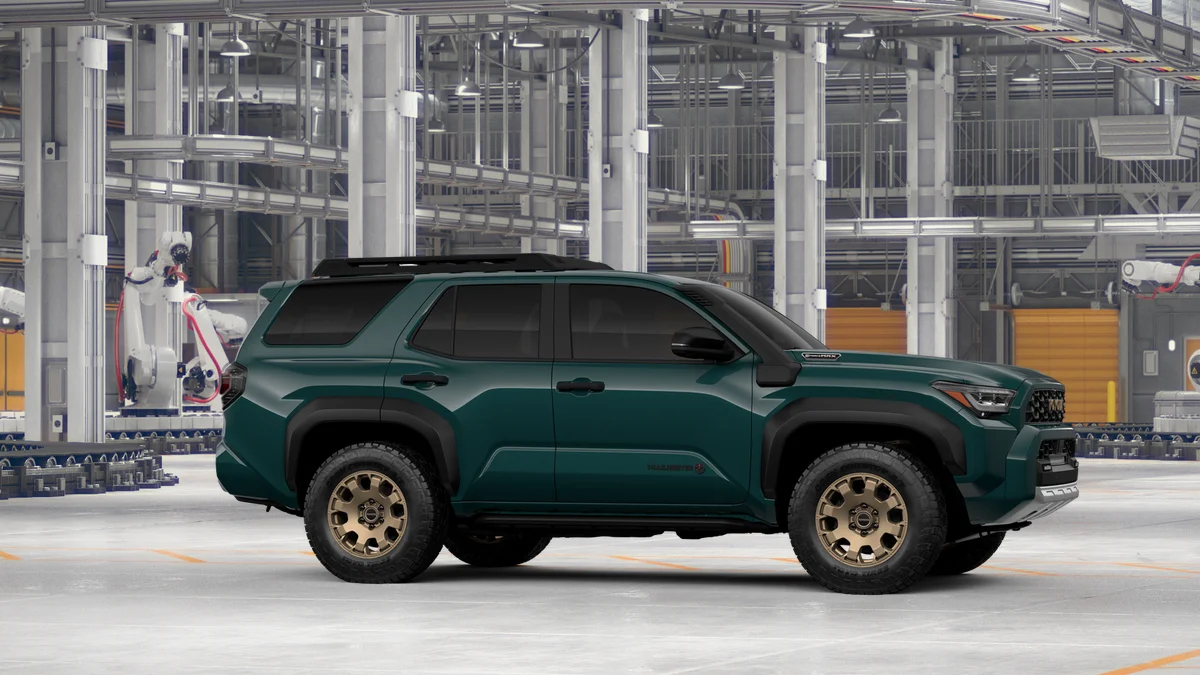 New 2026 Everest Toyota 4Runner Trailhunter image 15