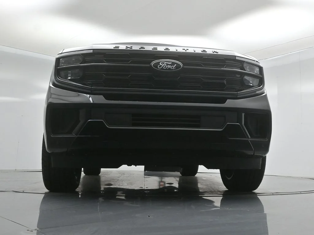 New 2026 Dark Matter Gray Metallic Ford Platinum image 43