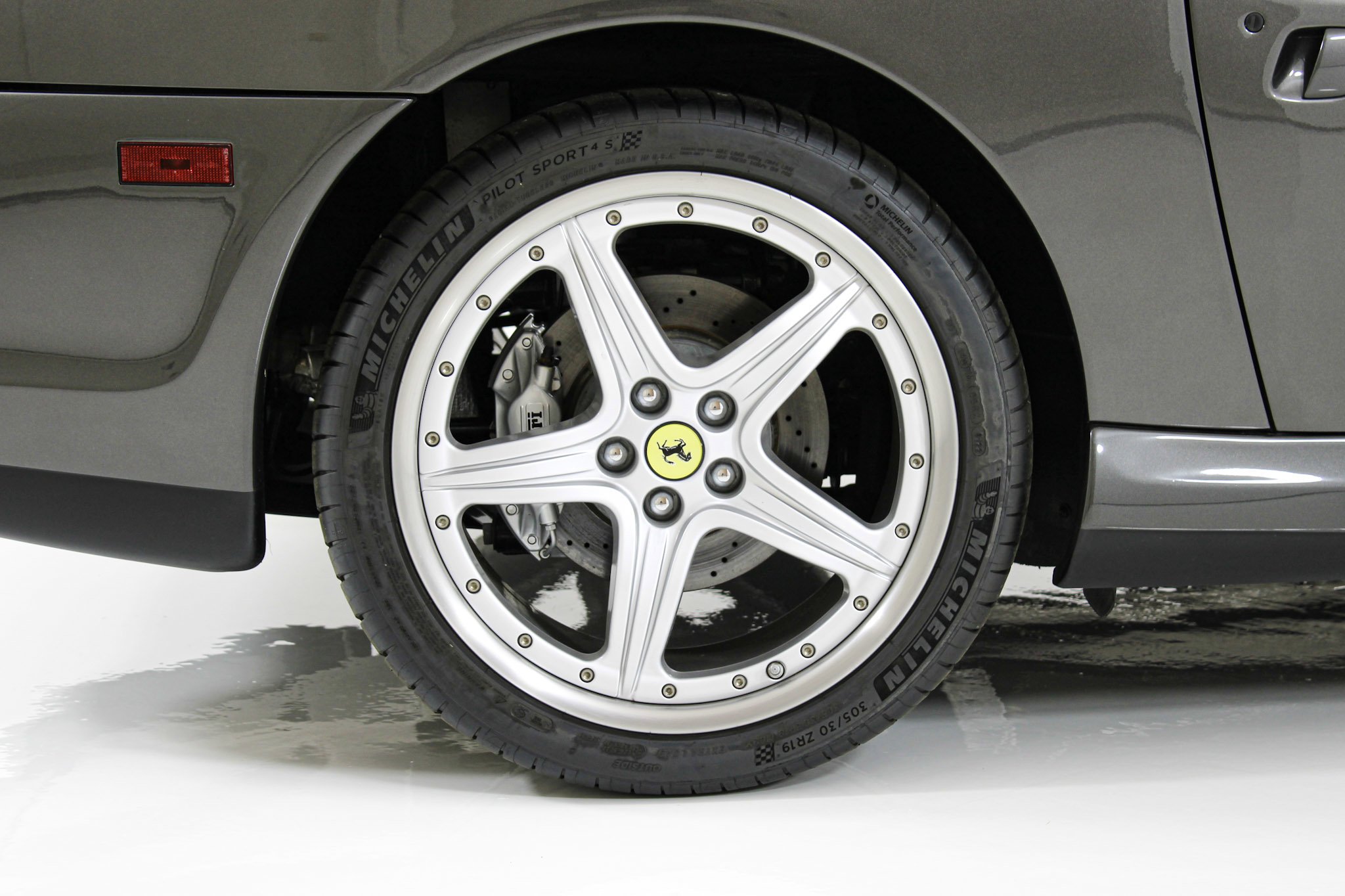 Used 2003 Gray Ferrari  image 19