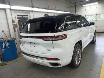 Used 2022 Bright White Clearcoat Jeep Summit image 3