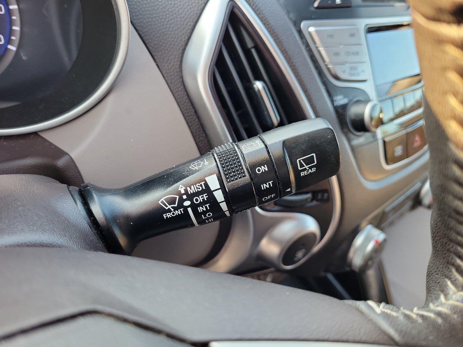 Used 2013 Chai Bronze Hyundai GLS image 27