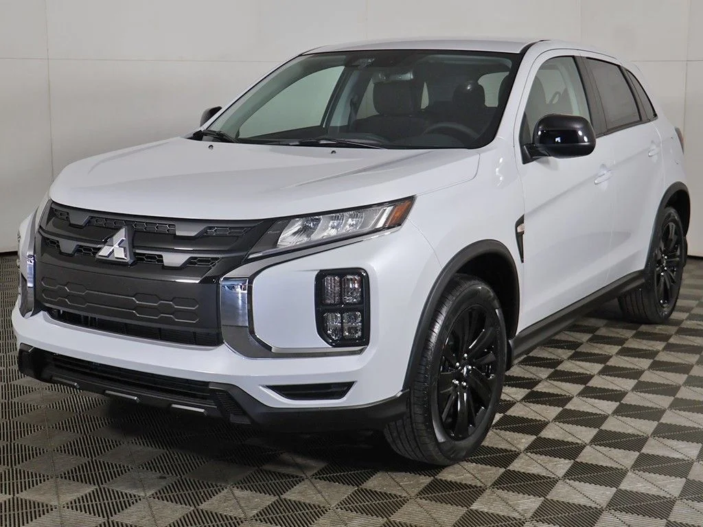New 2026 White Mitsubishi 2.0 LE image 6