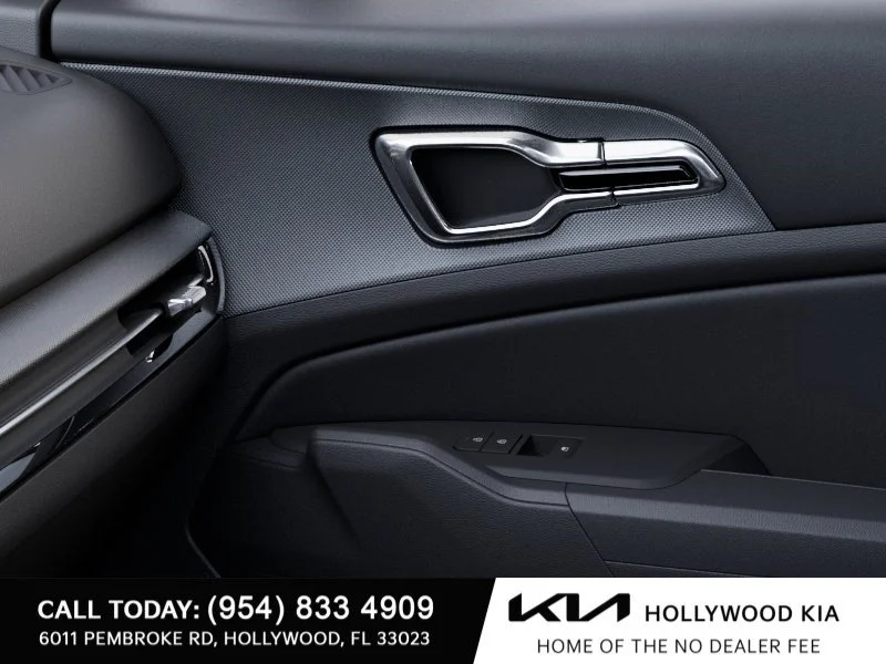 New 2027 Fusion Black Kia S image 25