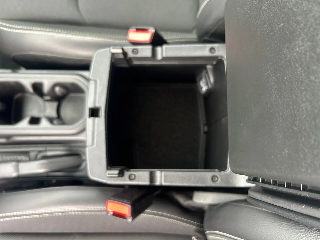 Used 2023 Black Jeep Sport image 27
