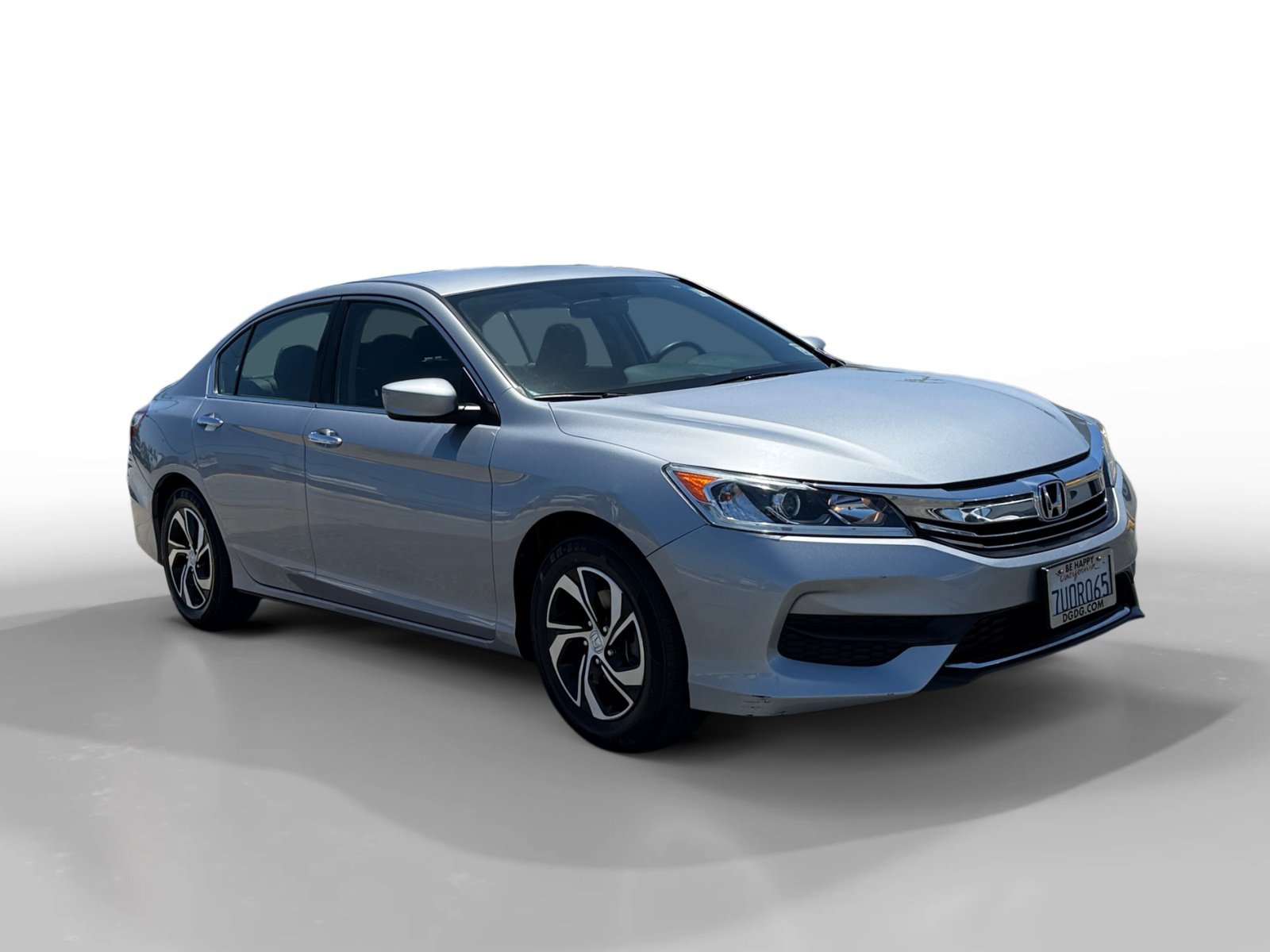 Used 2017 Silver Honda LX image 7